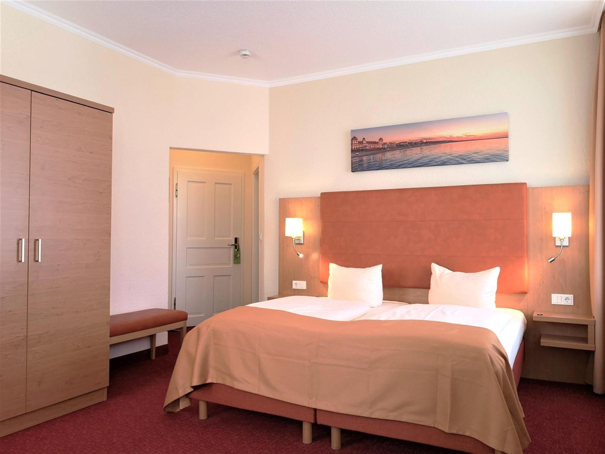 Hotel Villa Meeresgruss Остзебад Бинц Екстериор снимка